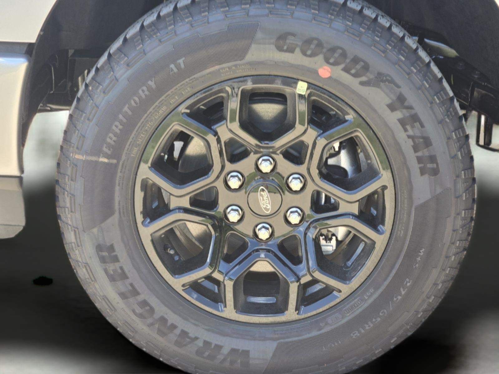 New 2026 Iconic Silver Metallic Ford XLT image 7