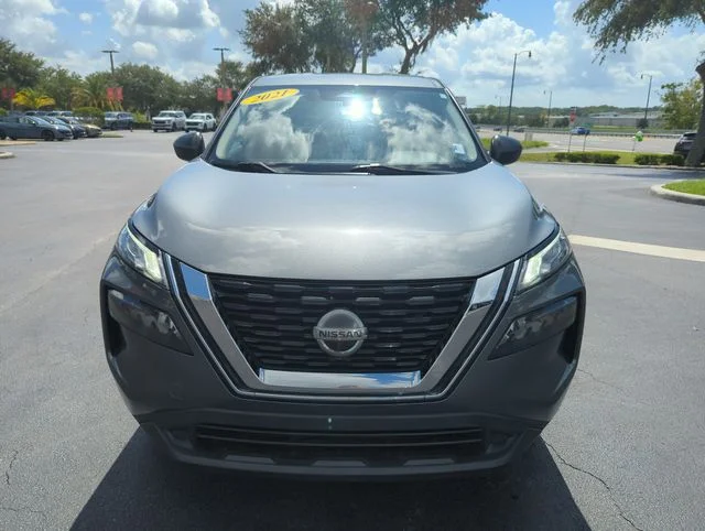Used 2021 Gray Nissan S image 15