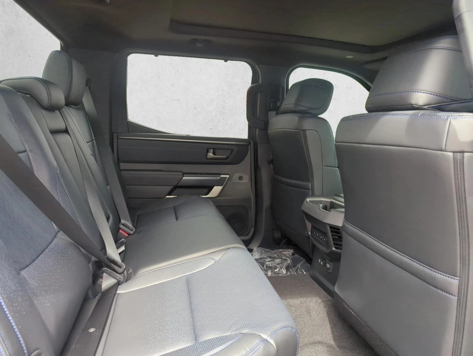 Used 2026 Magnetic Gray Meta Toyota Platinum image 24