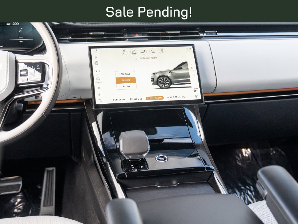 Used 2025 Gray Land Rover Autobiography image 21
