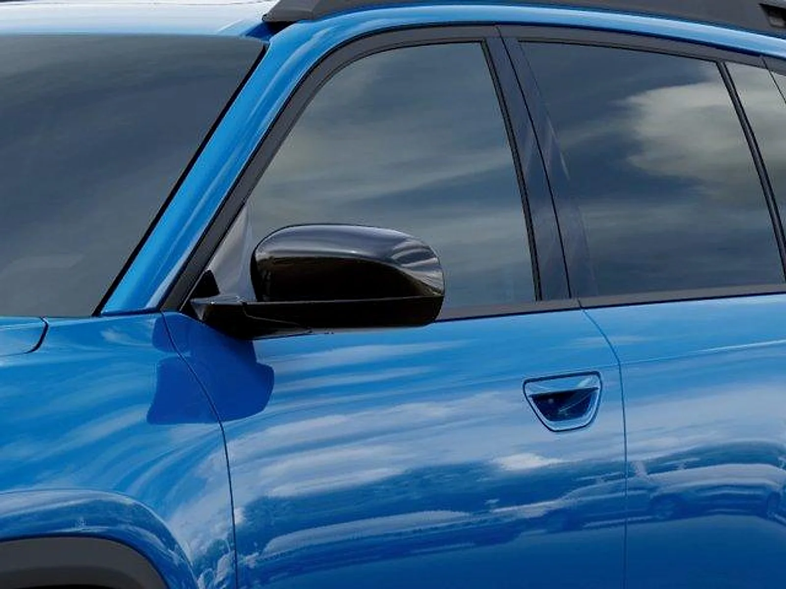 New 2026 Hydro Blue Pearlcoat Jeep Laredo image 12