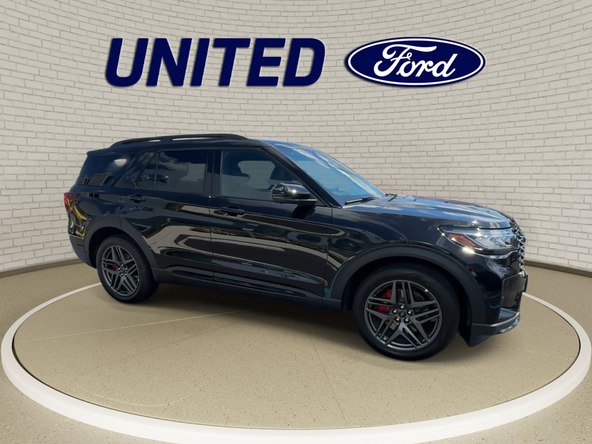 New 2026 Agate Black Metallic Ford ST image 2