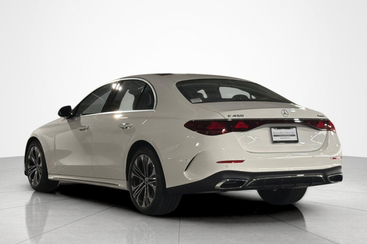 New 2027 Polar White Mercedes-Benz E 450 4MATIC® Sedan image 3