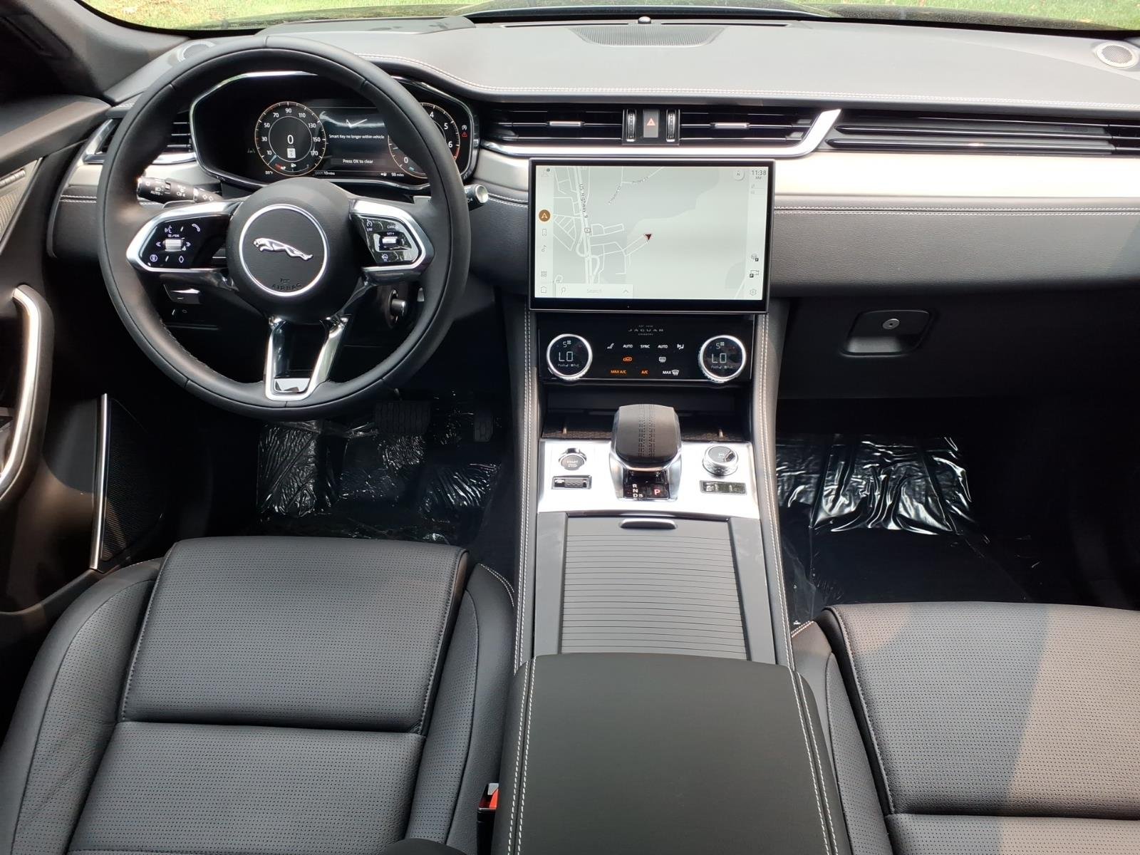 New 2026 Santorini Black Jaguar P250 R-Dynamic S image 4
