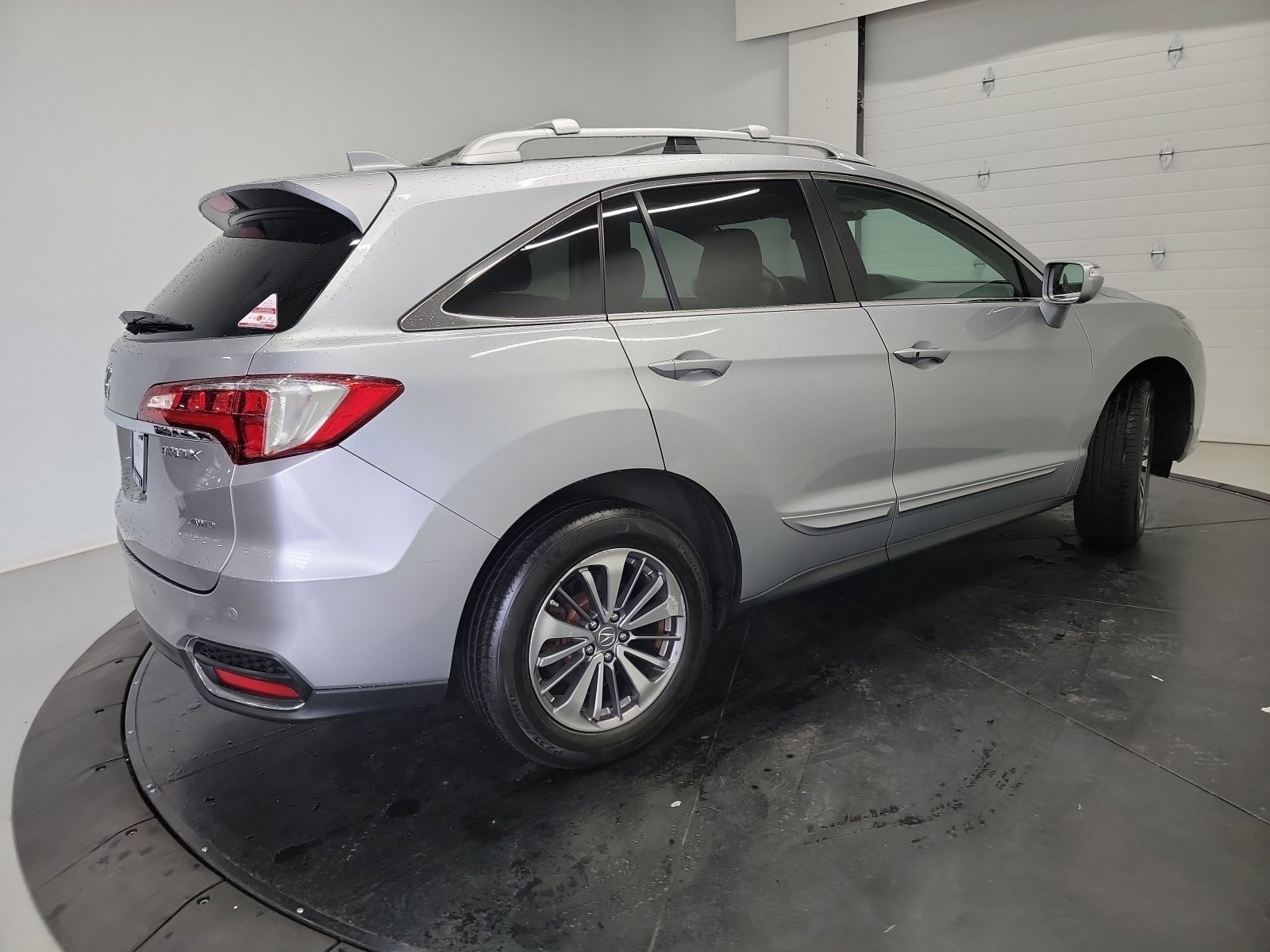 Used 2017 Lunar Silver Metallic Acura w/Advance Pkg image 8