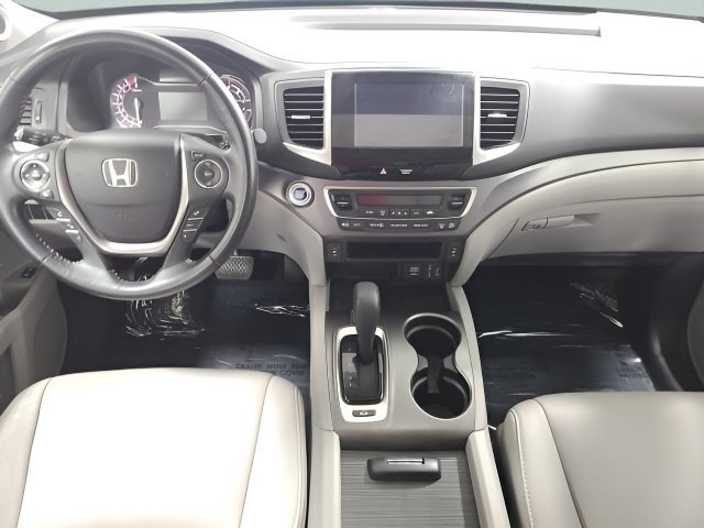 Certified Used 2018 Lunar Silver Metallic Honda EX-L image 24