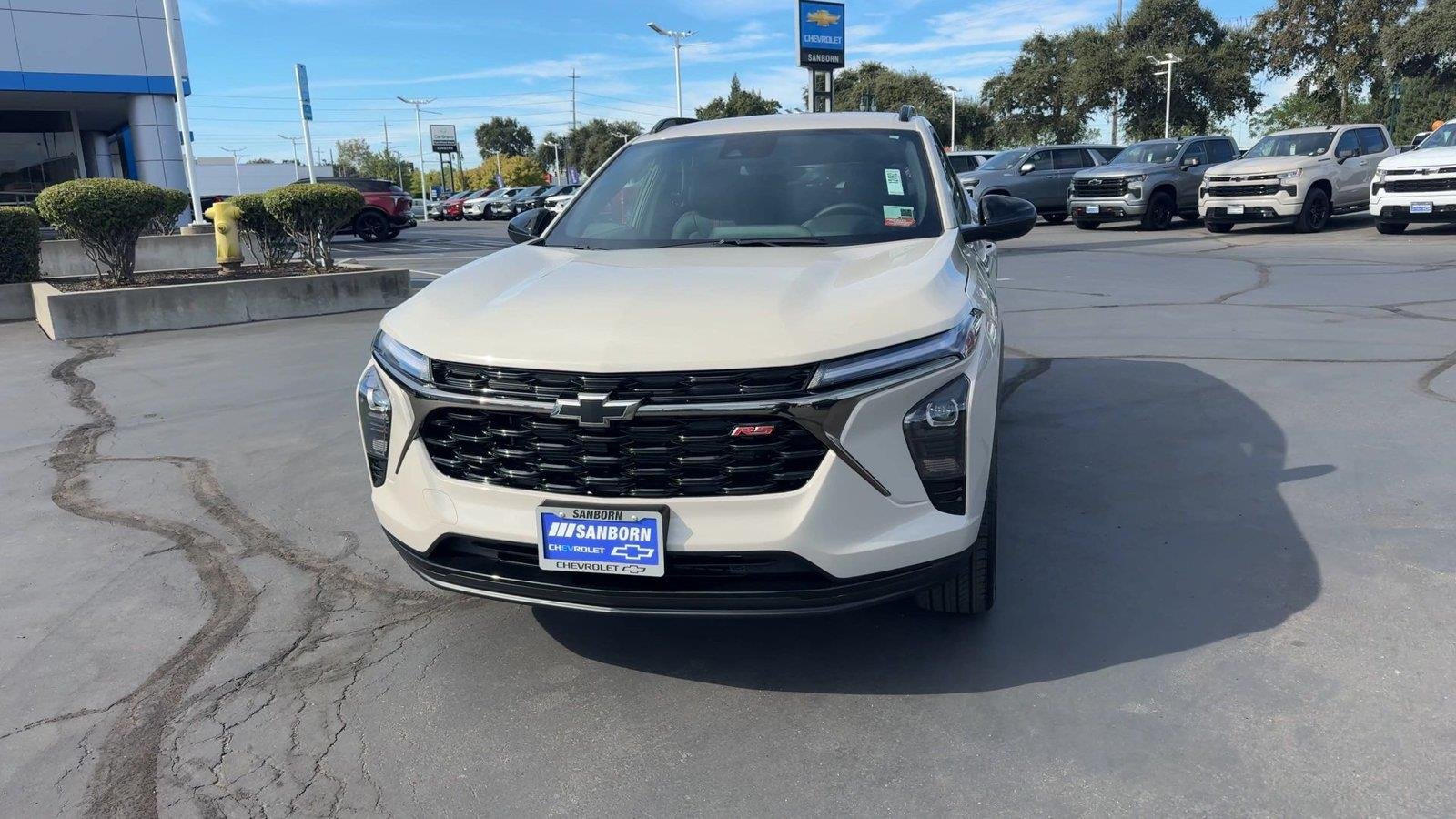 New 2026 White Sands Chevrolet 2RS image 6