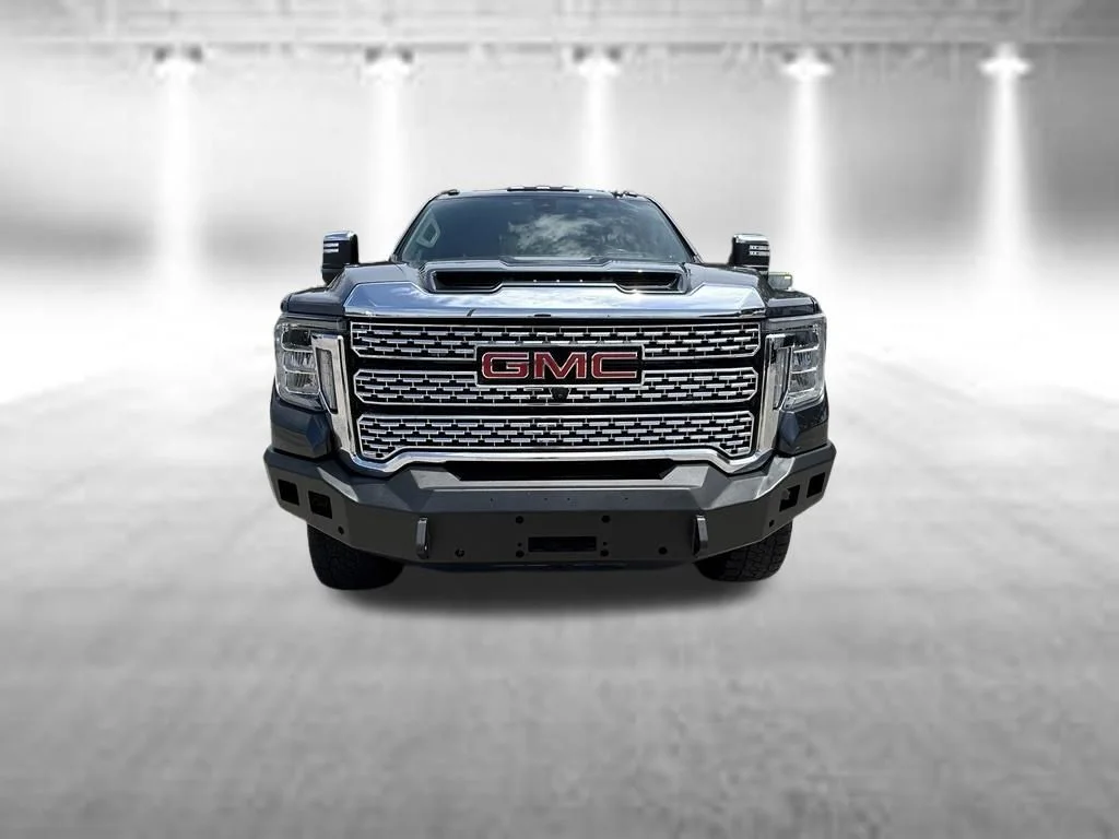 Used 2020 Dark Sky Metallic GMC Denali image 10