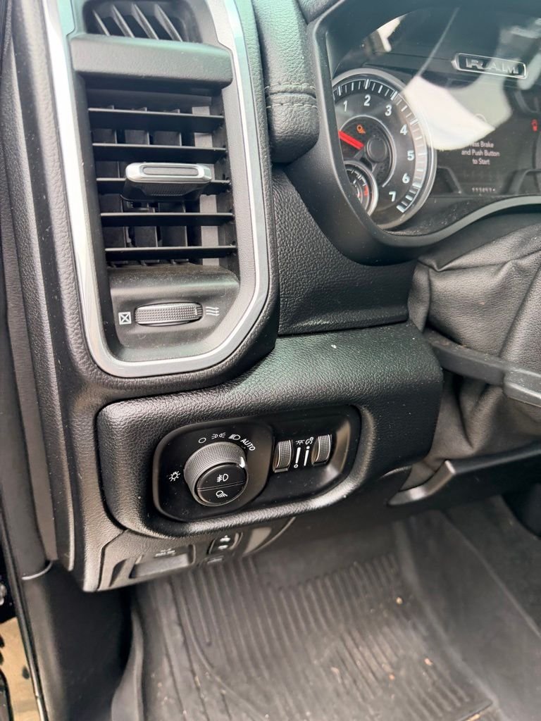 Used 2020 Black Ram Laramie image 6