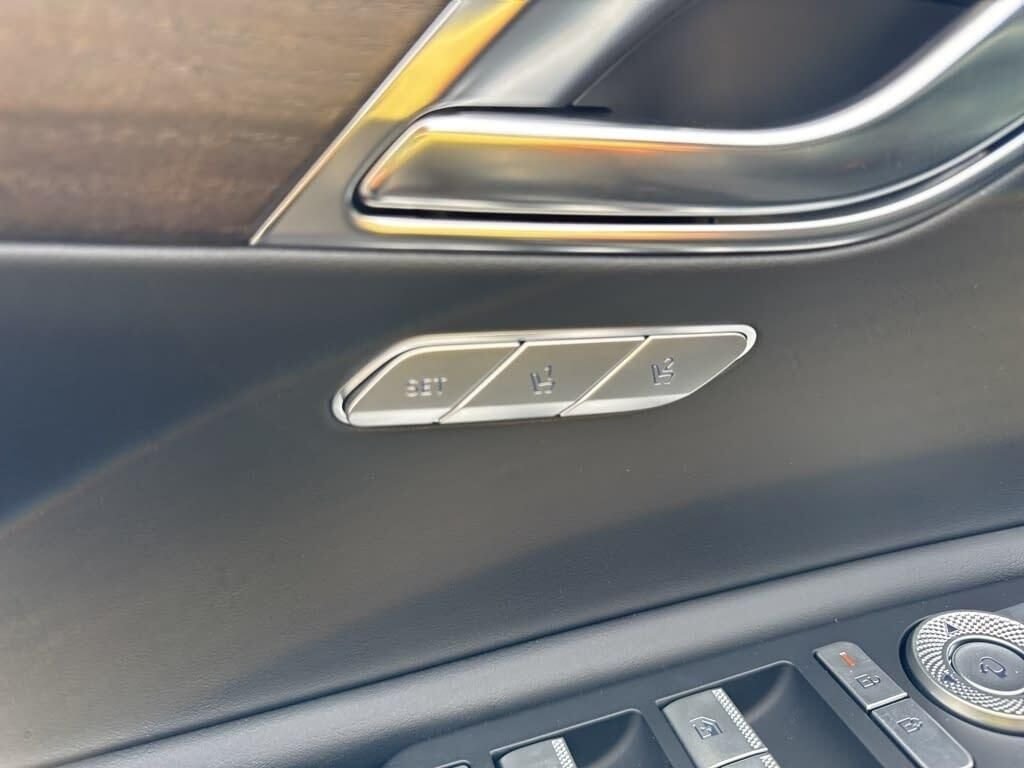 New 2026 Gray Genesis 2.5T SELECT image 18