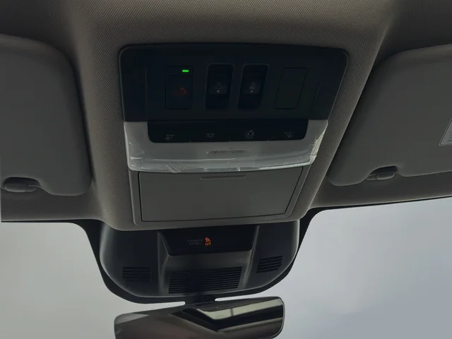 New 2026 Everest White Pearl TriCoat Nissan Dark Armor image 36