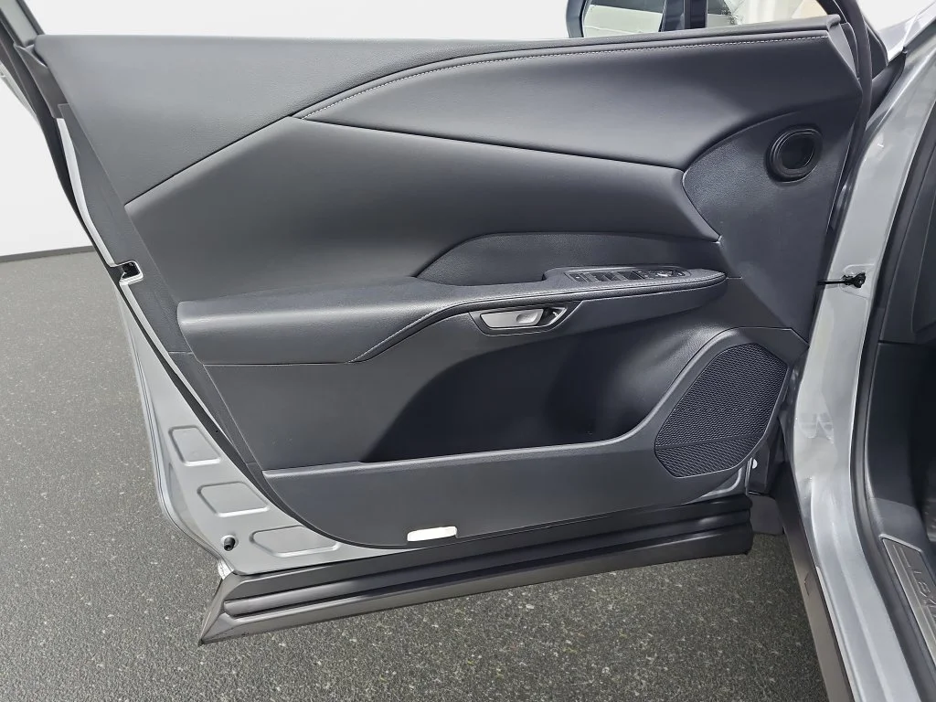 New 2026 Iridium Lexus PREMIUM PLUS image 26