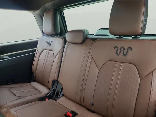 Used 2022  Ford King Ranch image 9