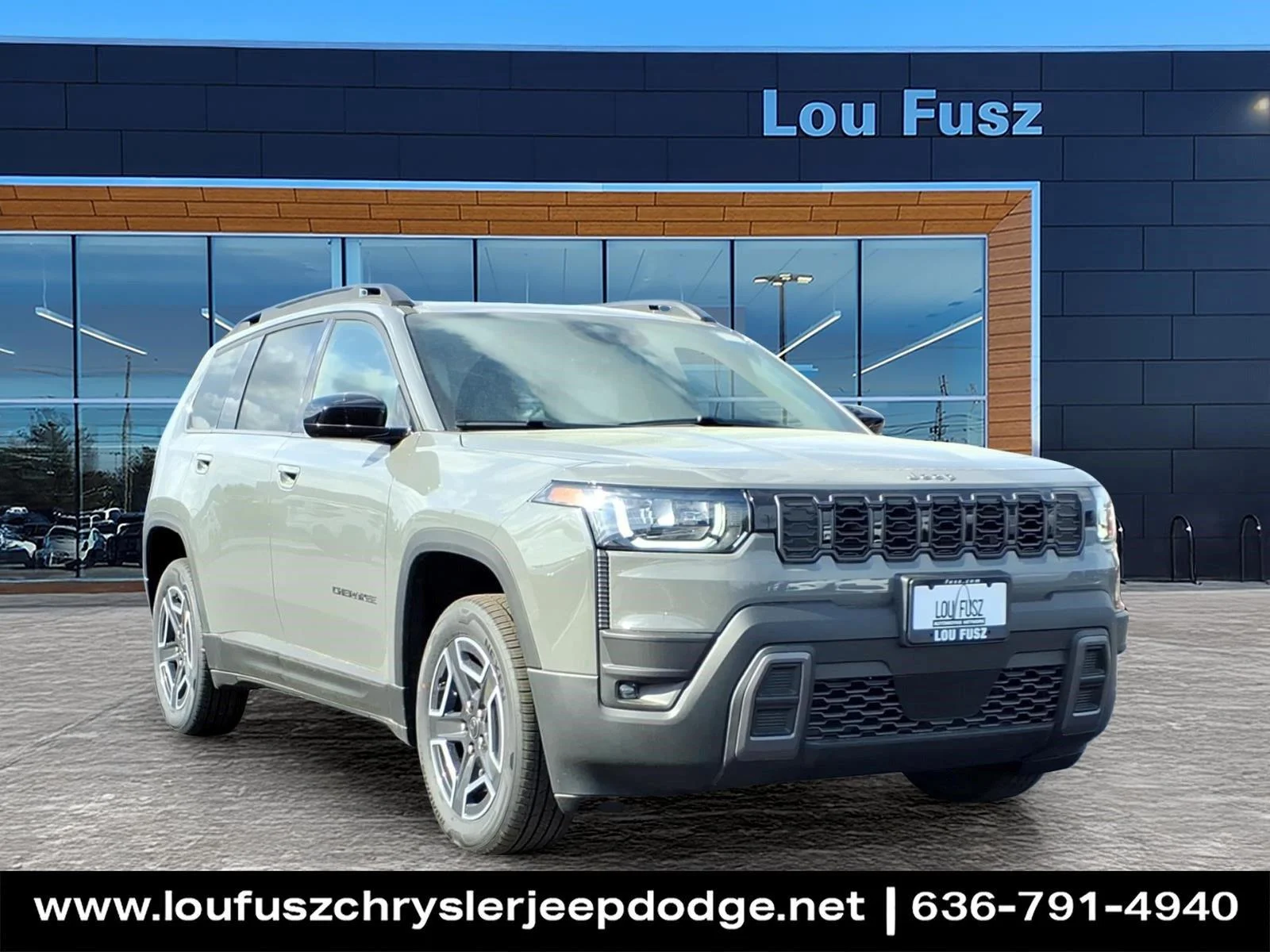2026 Jeep Cherokee Laredo