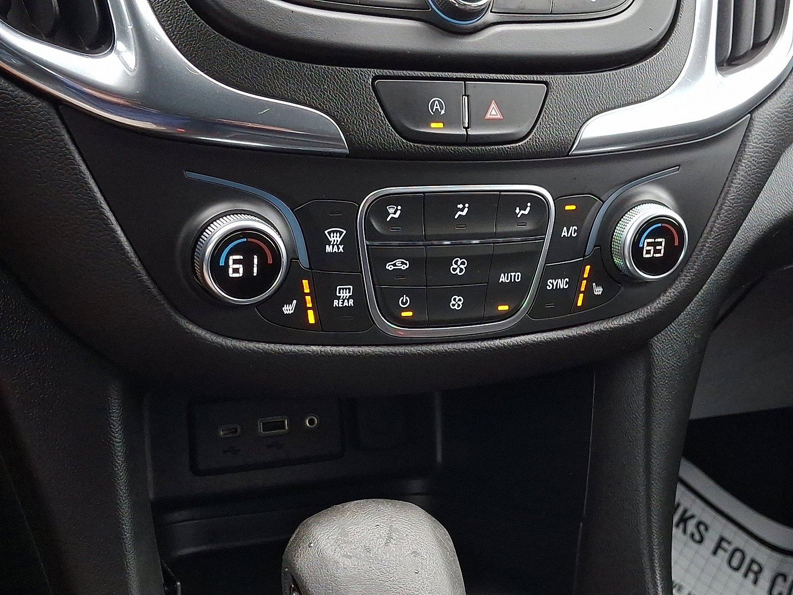 2022 Chevrolet Equinox LT - Photo 15