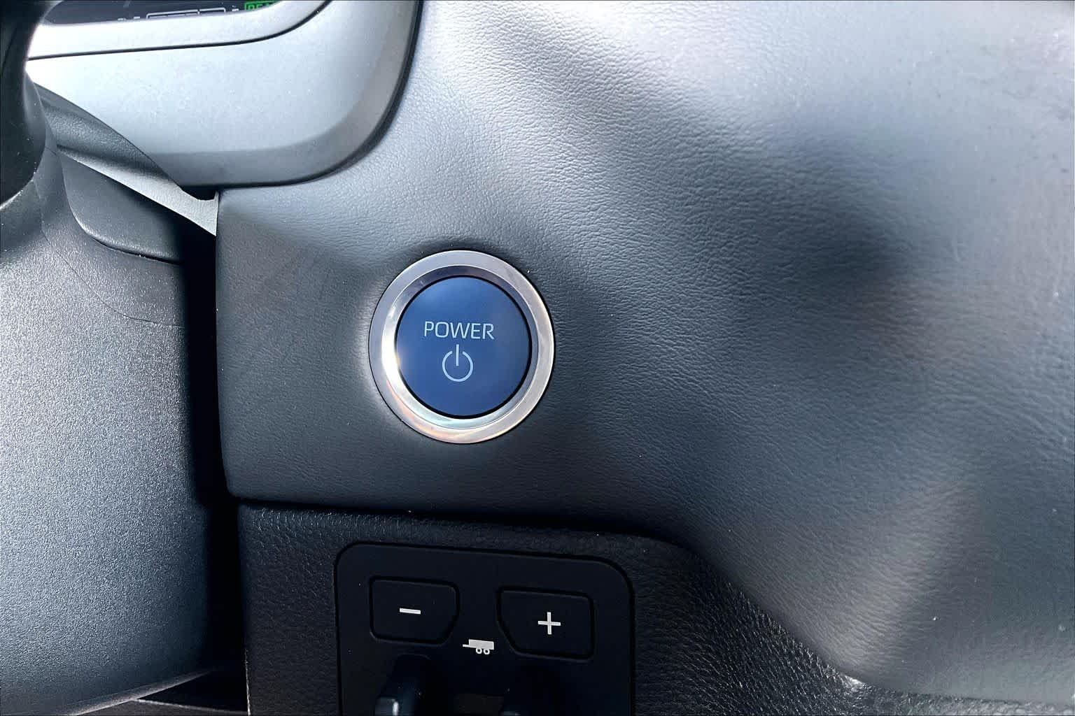 Used 2024 Celestial Silver Metallic Toyota Platinum Hybrid image 33