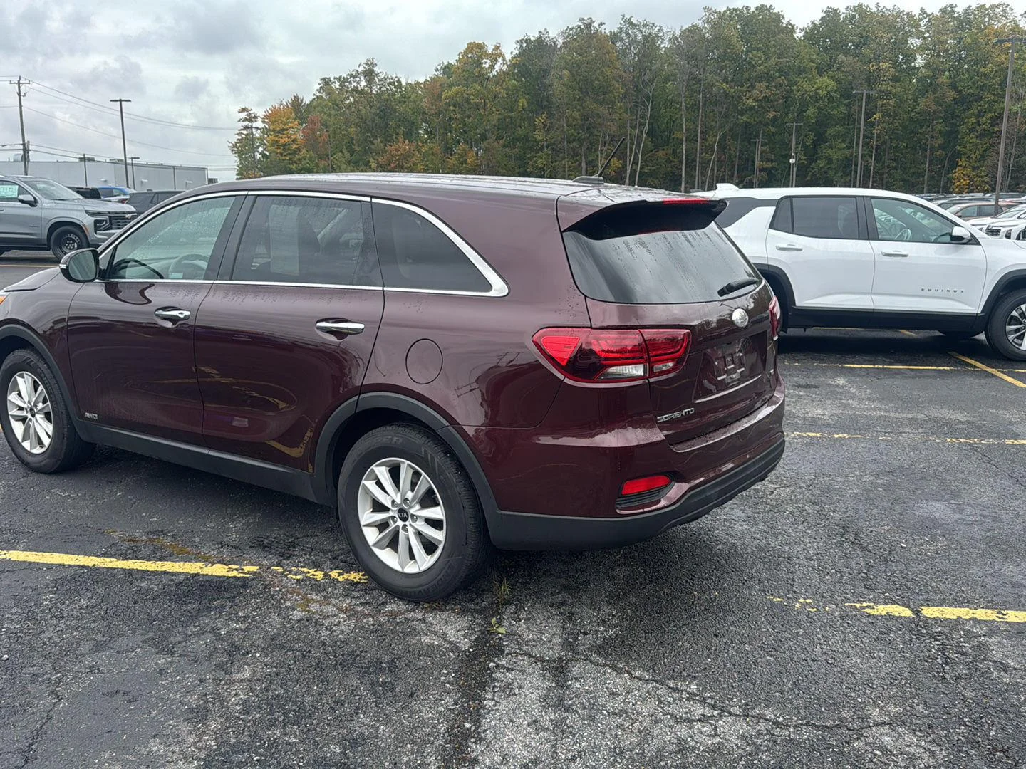 Used 2019 Sangria Kia LX image 6