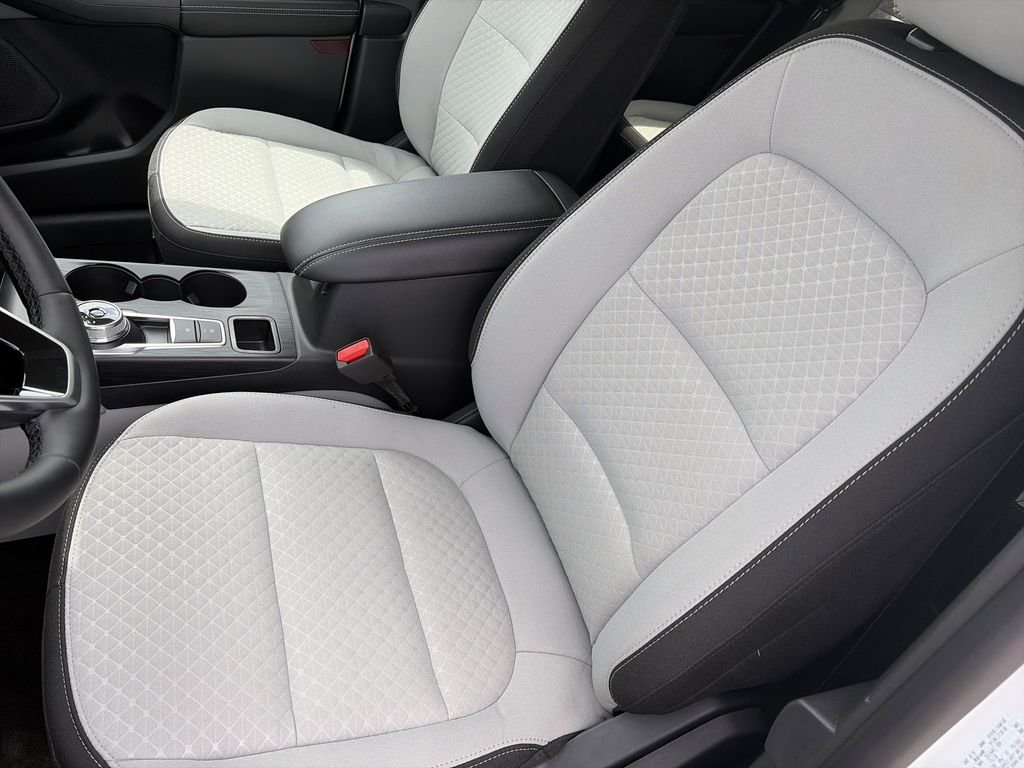Used 2025 White Ford Active image 12