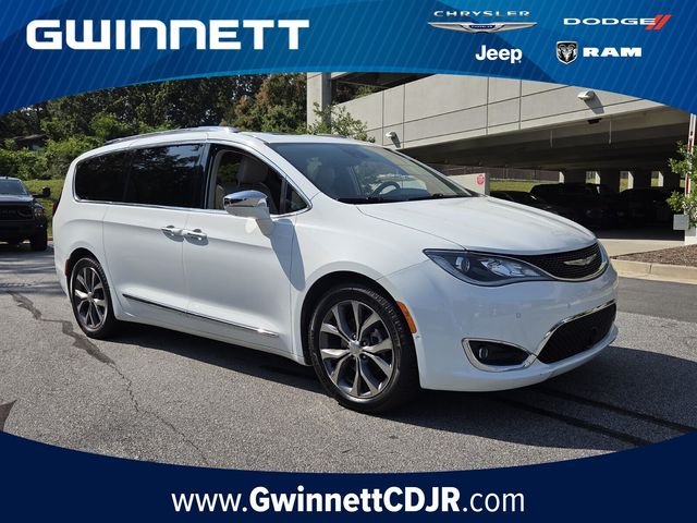 Used 2018 White Chrysler Limited image 1