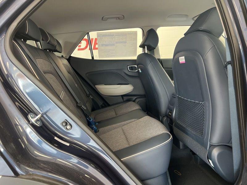 New 2026 White Hyundai SEL w/Two-Tone Roof image 9
