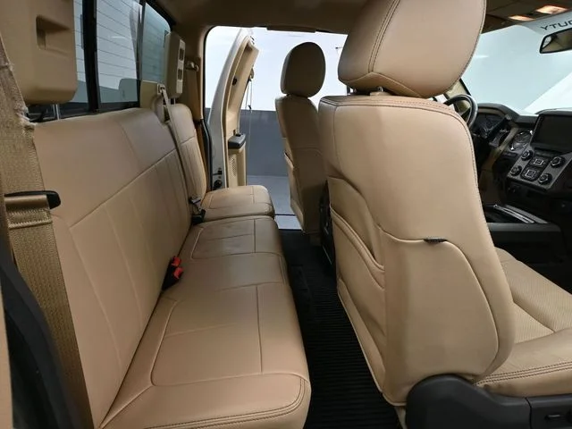 Used 2015 White Ford Lariat image 43