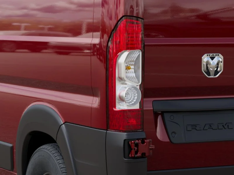 New 2026 Deep Cherry Red Crystal Pearl-Coat Exterior Paint RAM Tradesman image 5