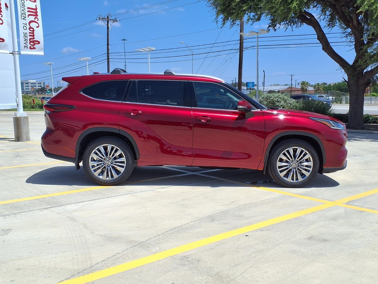 New 2026 Ruby Flare Pearl Toyota Platinum image 4