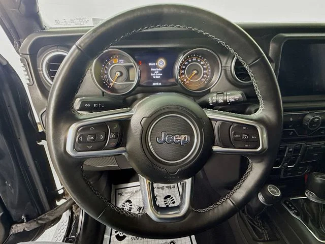 Used 2022 Black Jeep Unlimited Sahara image 11