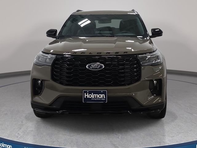 Used 2026 Gray Ford ST-Line image 3