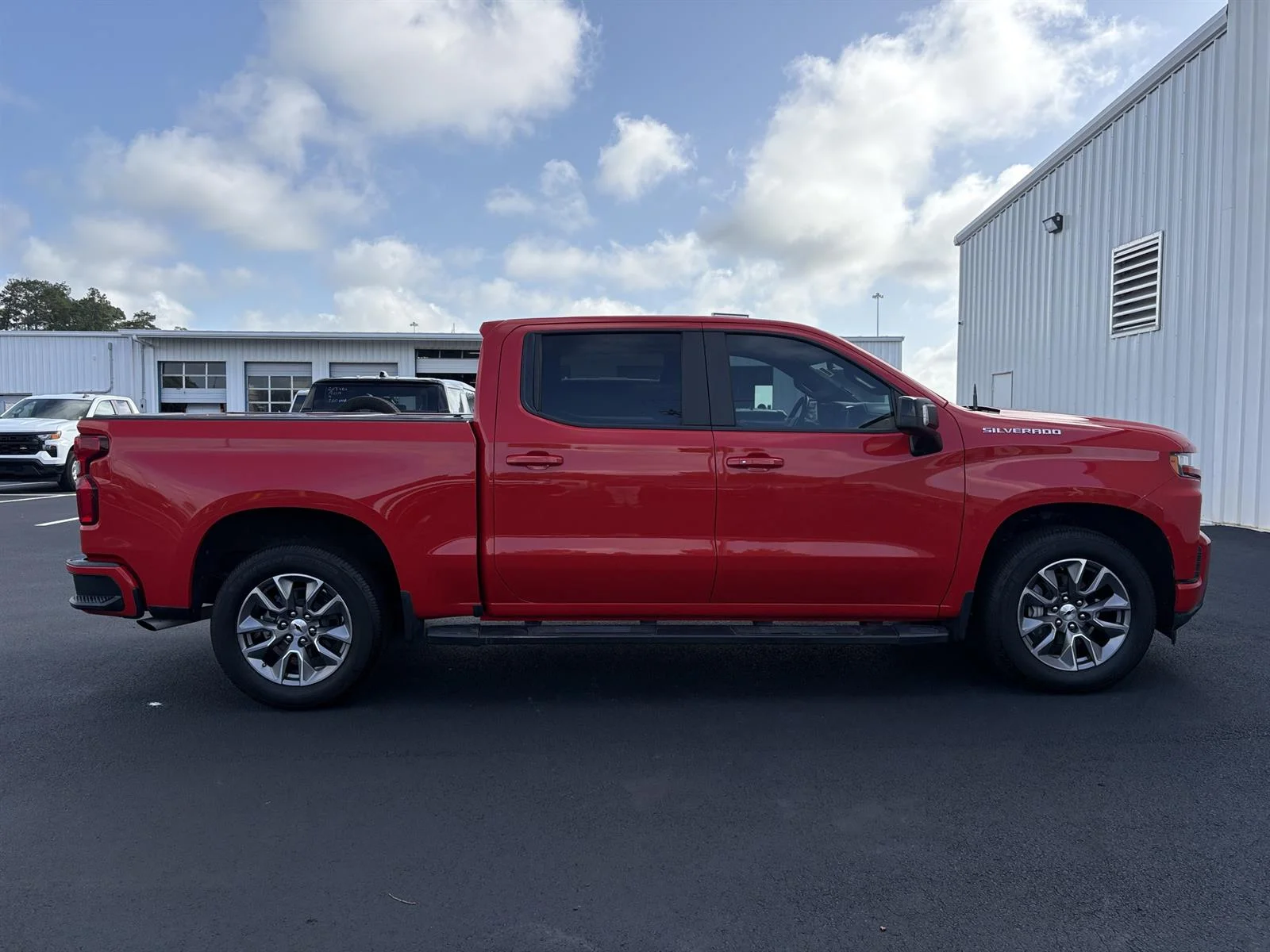 Used 2020 RED HOT Chevrolet RST image 3