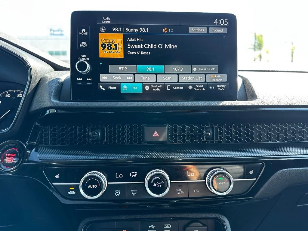 Used 2023  Honda EX-L image 28