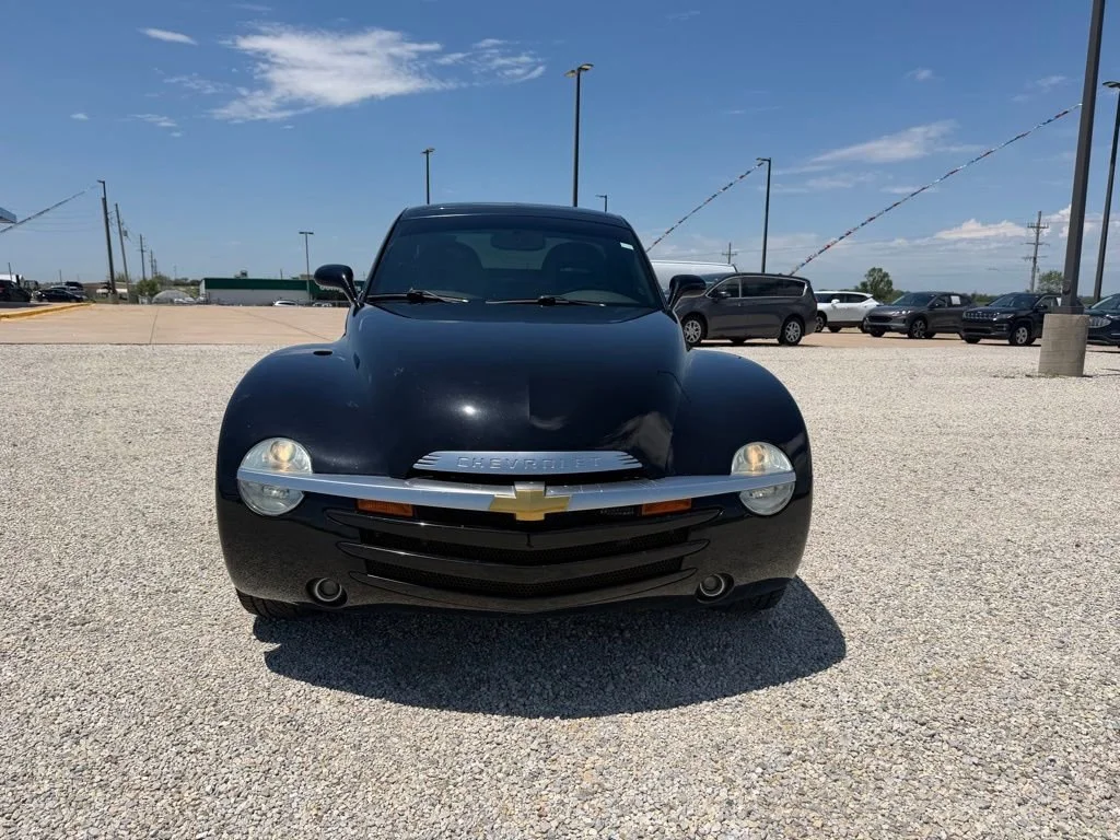 2003 Chevrolet SSR LS - Photo 8