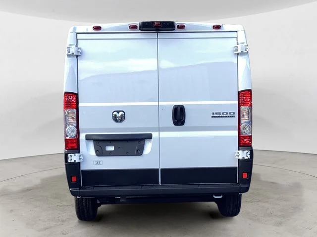 New 2026 Bright White Clearcoat Ram PROMASTER 1500 TRADESMAN CARGO VAN LOW ROOF 136