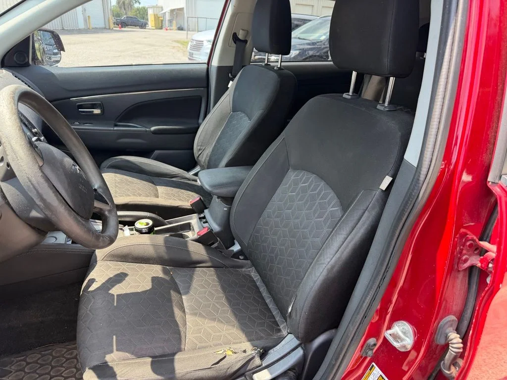 Used 2020  Mitsubishi 2.0 ES image 10