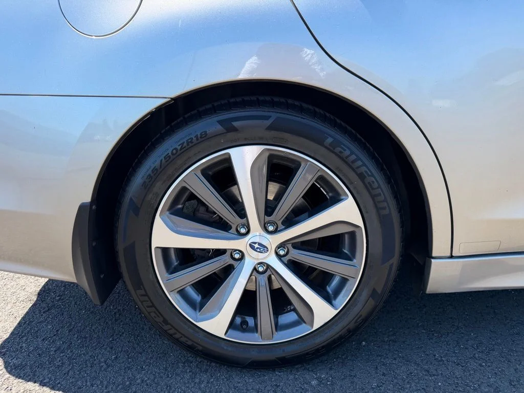 Used 2015 Tungsten Metallic Subaru 2.5i image 10