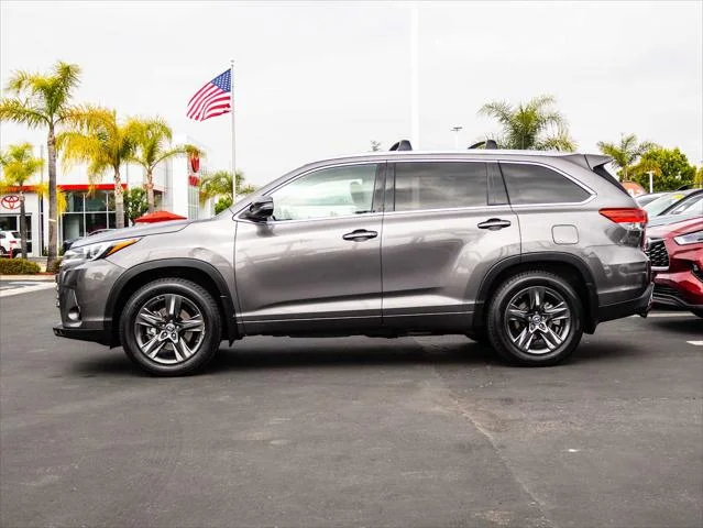 Certified Used 2017 PREDAWN GRAY MICA Toyota  image 5