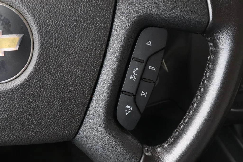 Used 2022 Summit White Chevrolet Work Van image 20