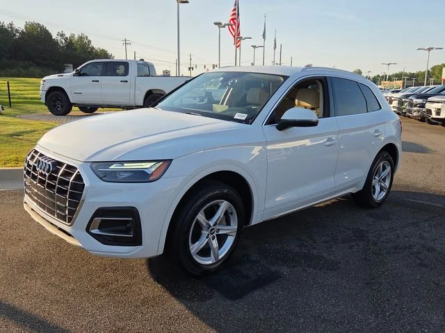 Used 2021 White Audi 45 Premium image 3