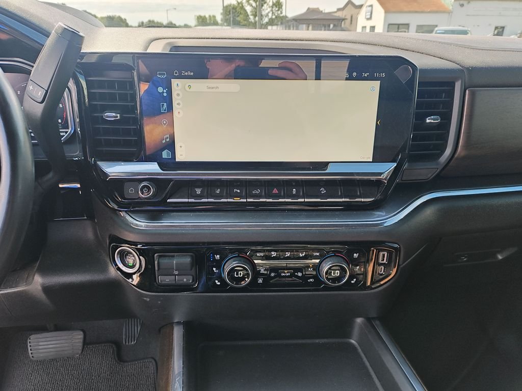 Used 2024 Blue Chevrolet High Country image 21
