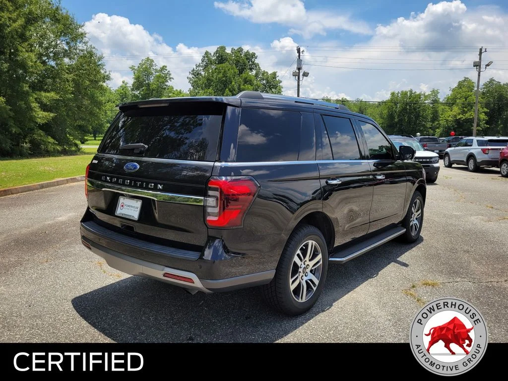 Used 2022 Black Ford Limited image 5