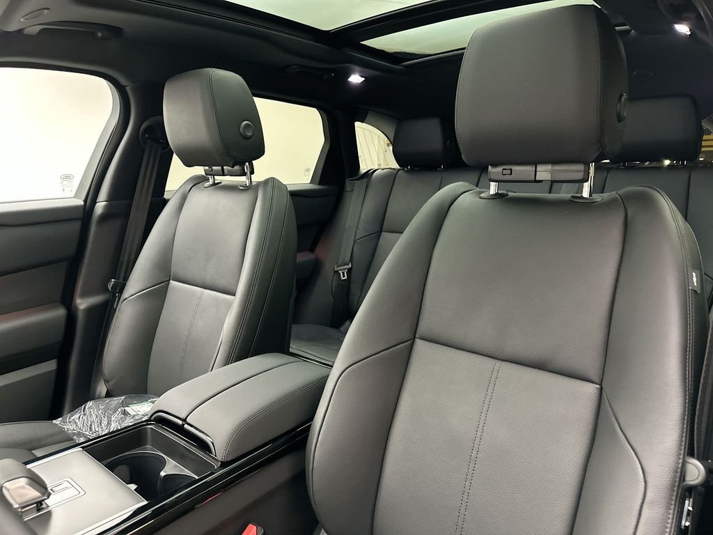New 2026 Fuji White Land Rover S image 10