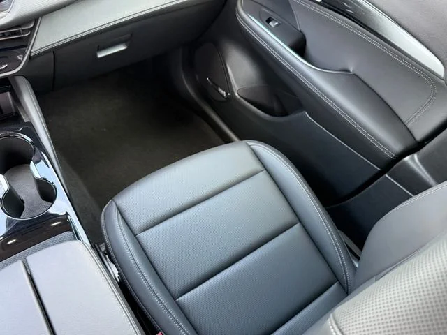 Used 2025 Red Buick Preferred image 22
