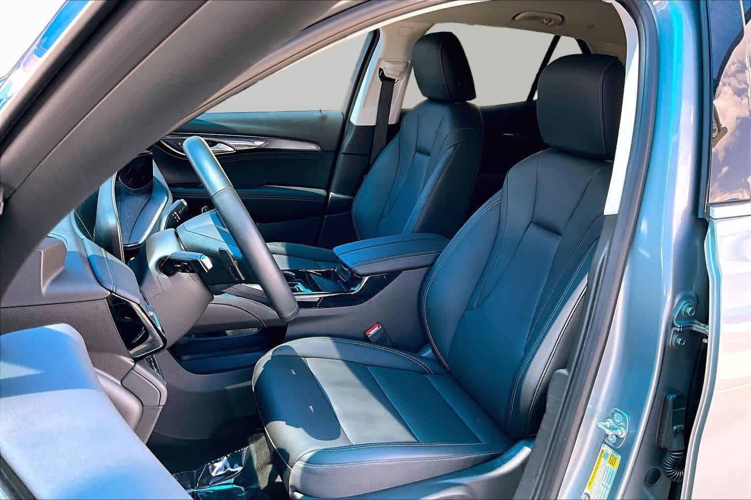 Pre-Owned 2025 Buick Envision Preferred