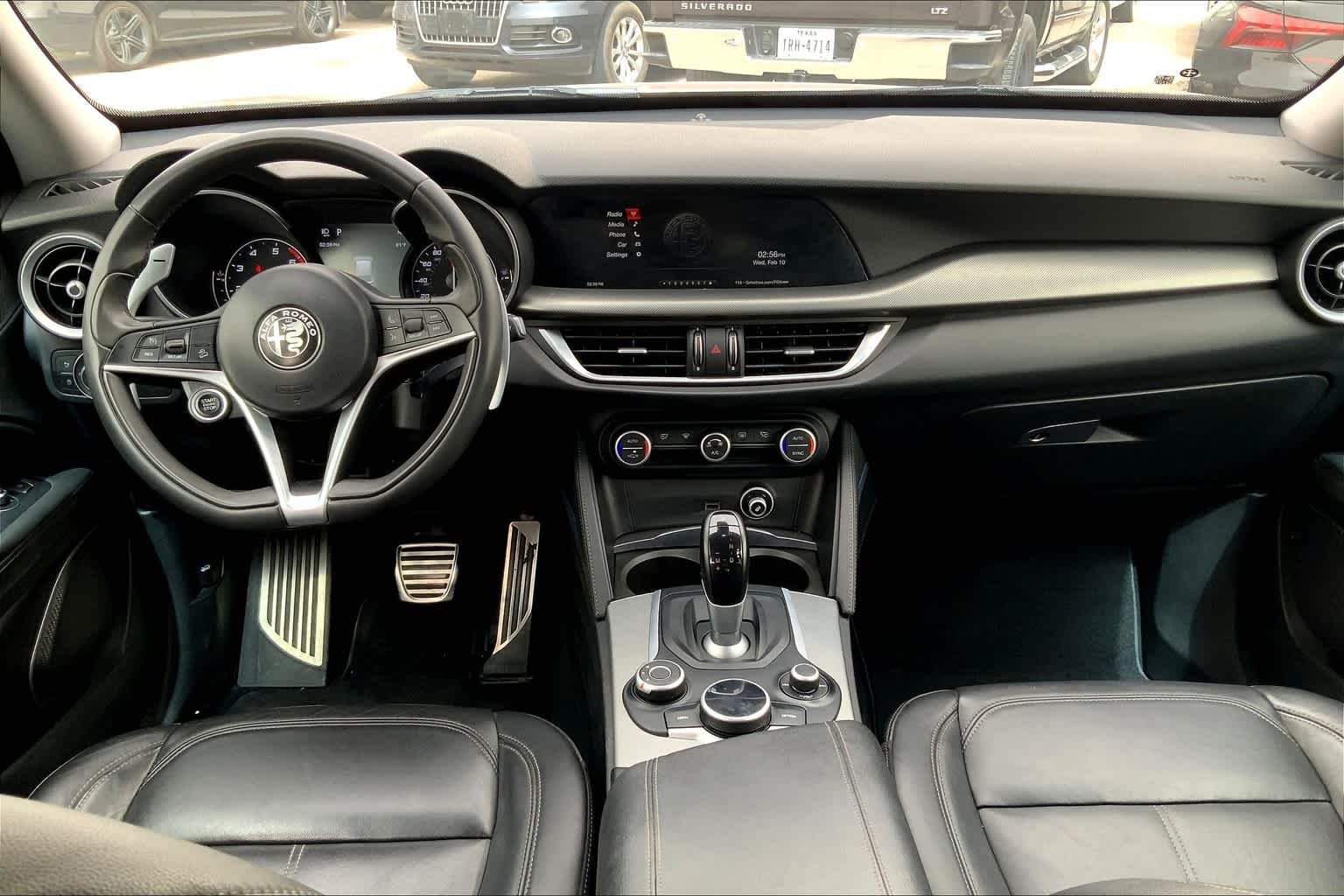 Used 2019 Imola Titanium Metallic Alfa Romeo Sport image 15