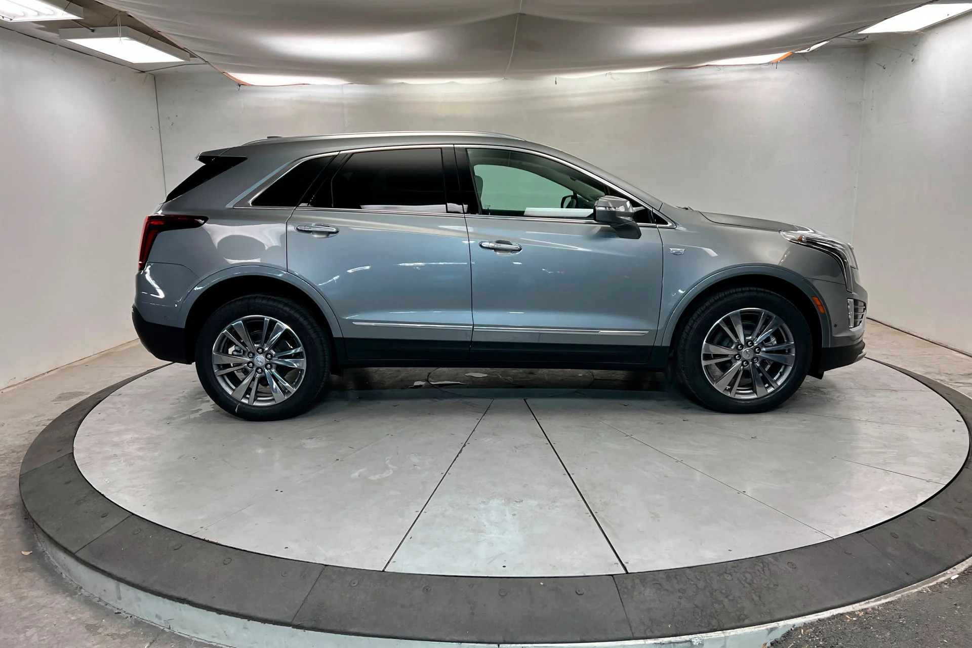 2026 Cadillac XT5 Premium Luxury - Photo 6