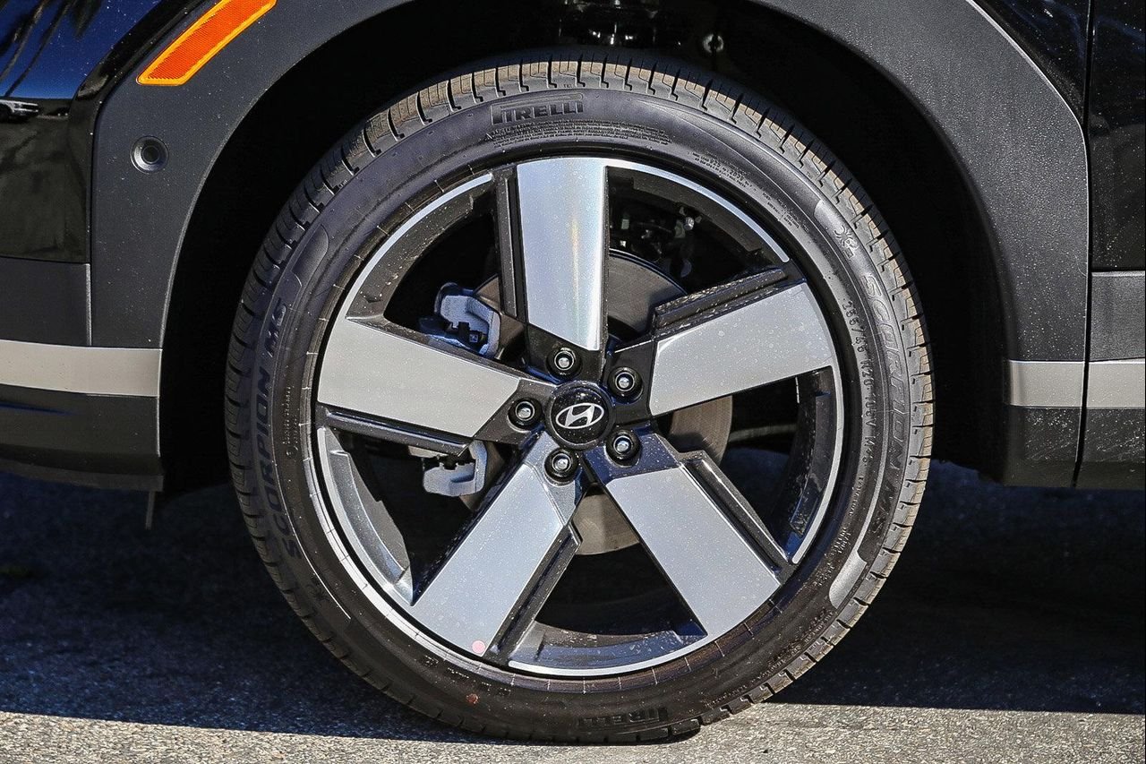New 2026 Black Hyundai Limited image 35