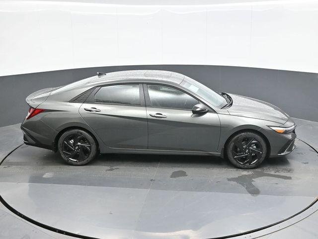 New 2026 Gray Hyundai SEL Sport Plus image 16