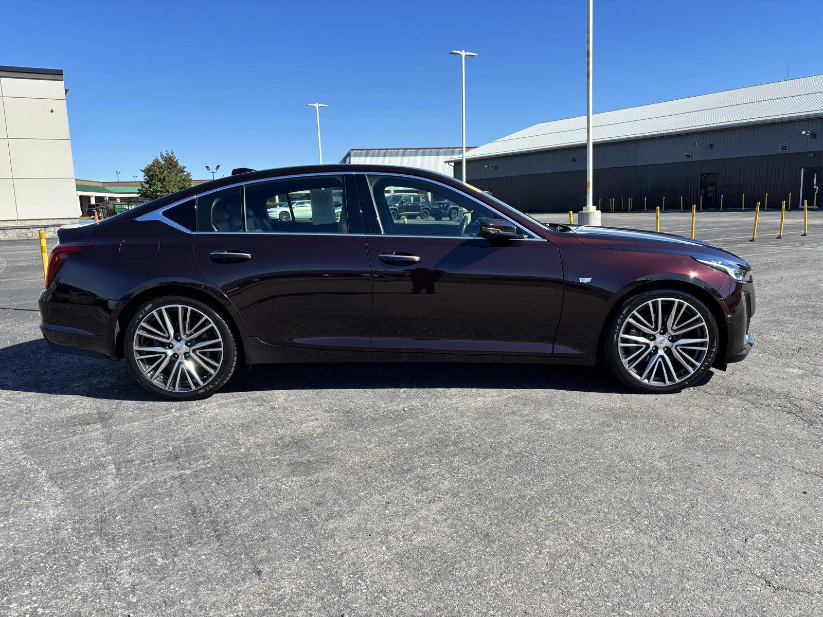 Used 2021 GARNET METALLIC Cadillac Premium Luxury image 8