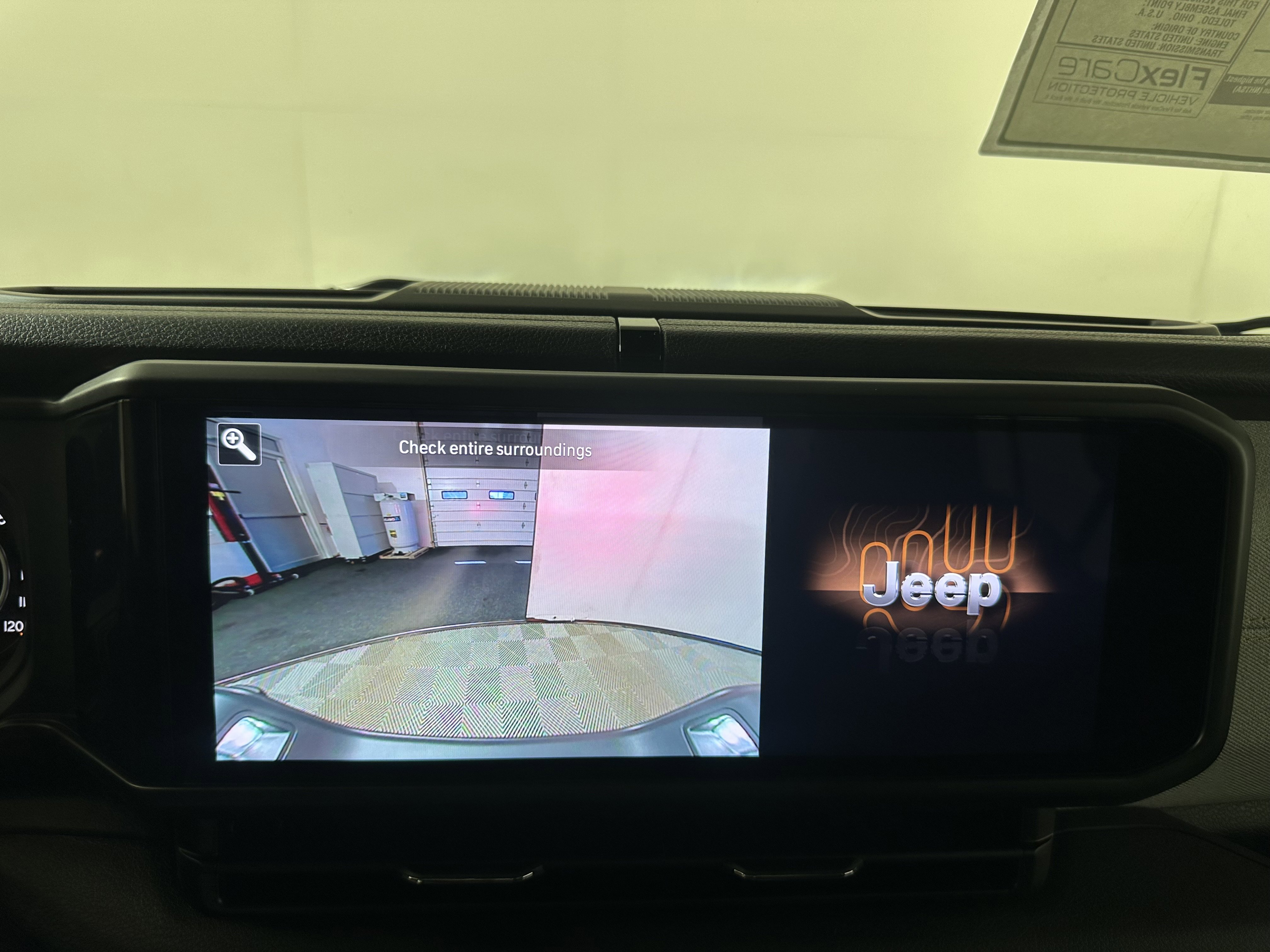 2025 Jeep Gladiator Willys - Photo 15