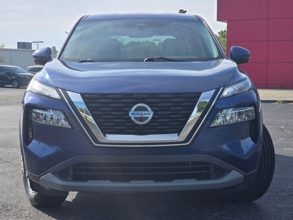 2021 Nissan Rogue SV - Photo 8